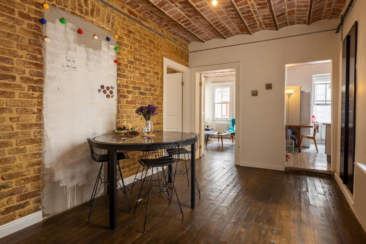 Renovated Apartment At The Heart Of Istanbul With Huge Terrace エクステリア 写真