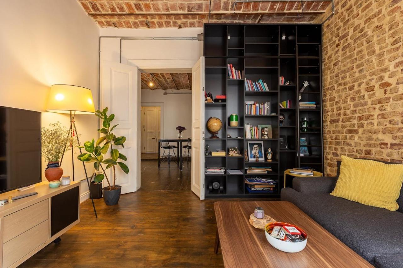 Renovated Apartment At The Heart Of Istanbul With Huge Terrace エクステリア 写真
