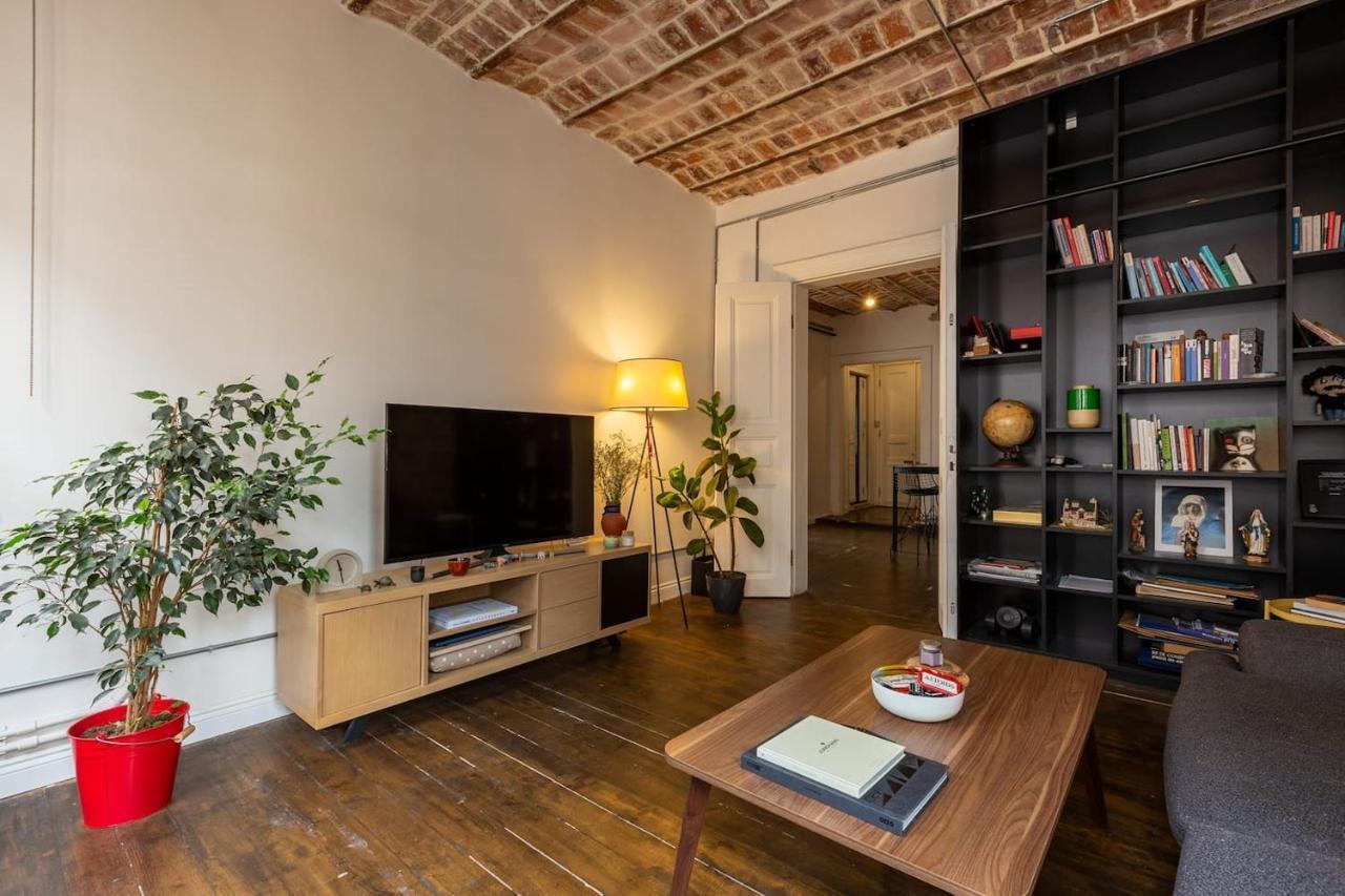 Renovated Apartment At The Heart Of Istanbul With Huge Terrace エクステリア 写真